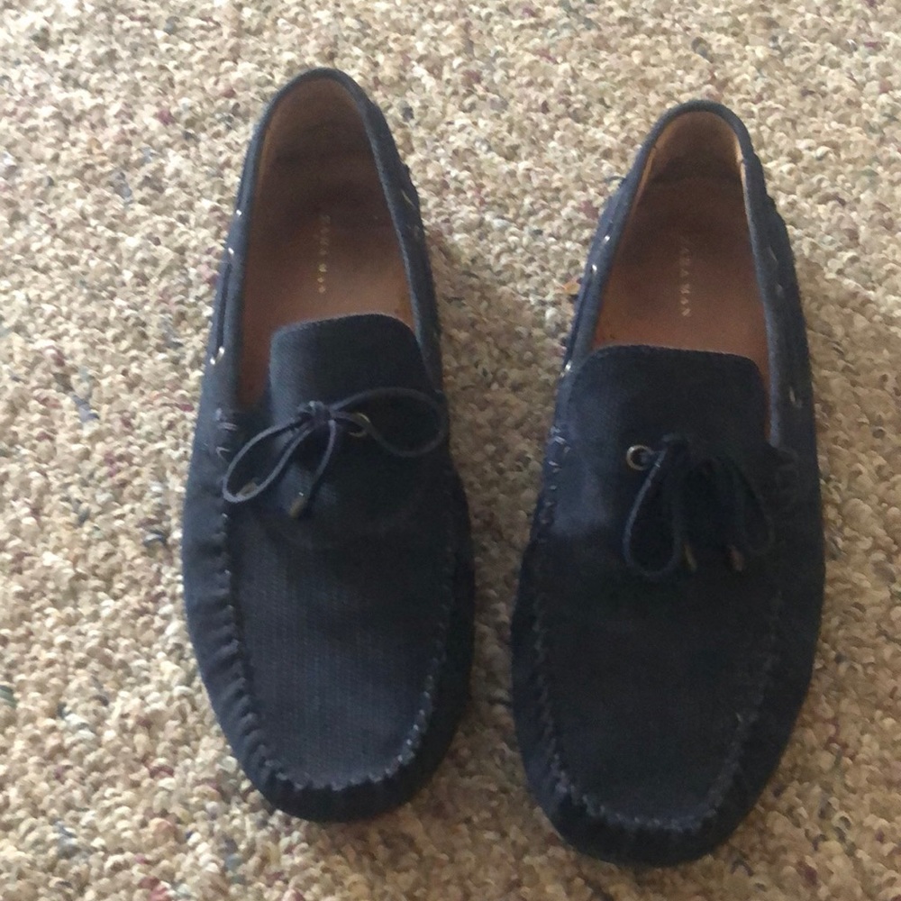 Men’s size 10.5 US /. EU 44
